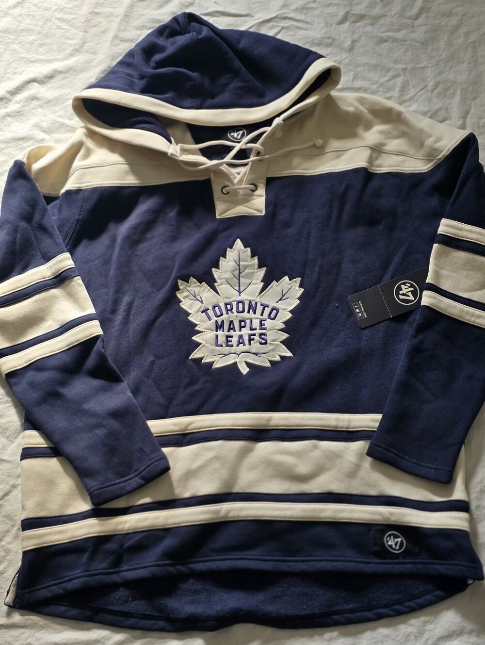 Brand New Toronto Maple Leafs #34 Men Hoodie, super soft, XL